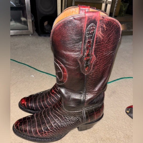 Men's Cowboy Exotic Handmade Black Jack 8D Caiman Belly Black Cherry $1300 MSRP​ - Picture 2 of 13